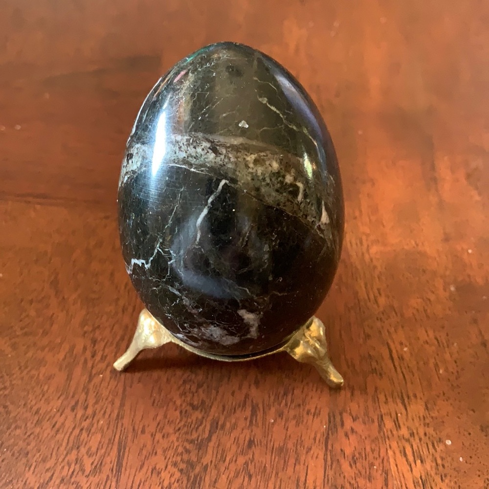 “Marble” egg w/stand